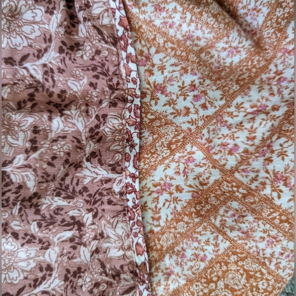 AMERICAN Eagle mini skirt and crop top XS/S - Picture 2 of 3